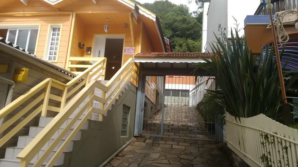 Aromas Inn 2*